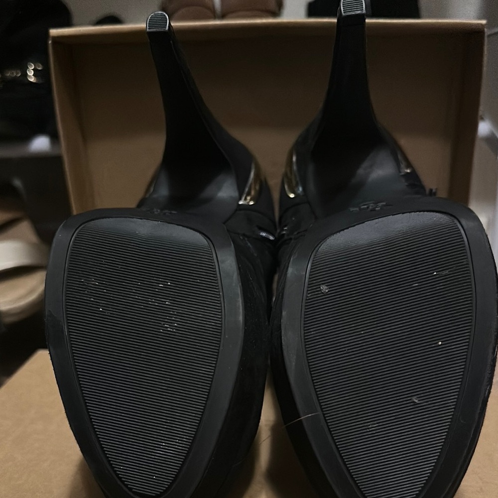 G by Guess Black Ankle Booties with Buckle Straps - Picture 4 of 4